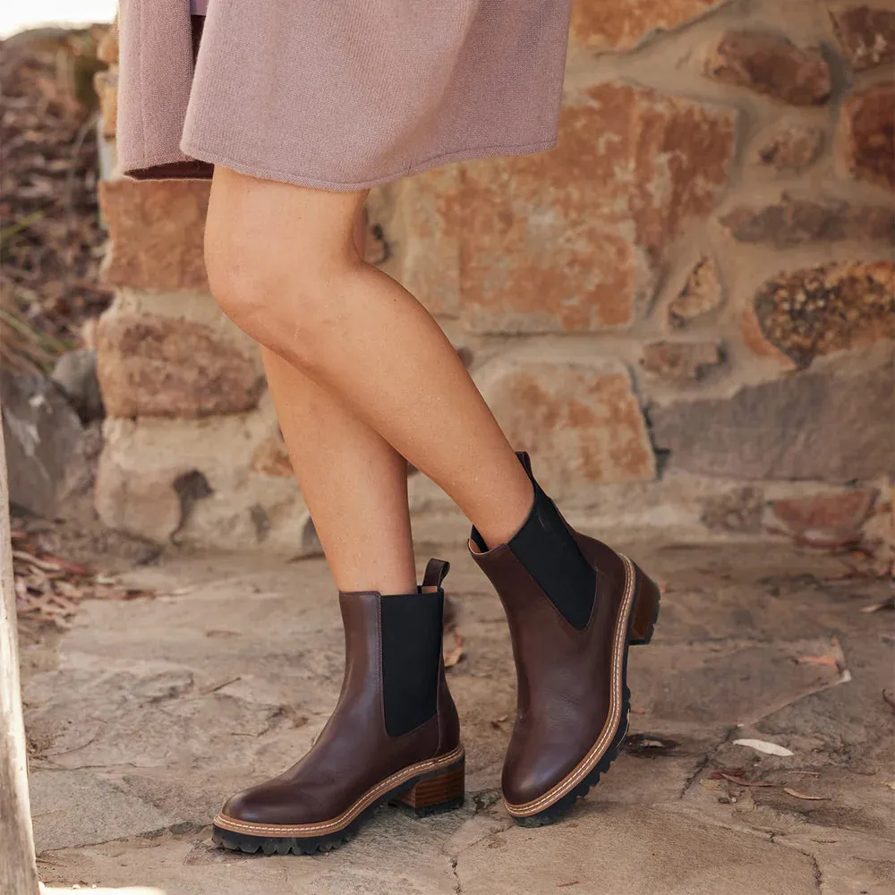 EOS -  Linear Boot - Dark Olive