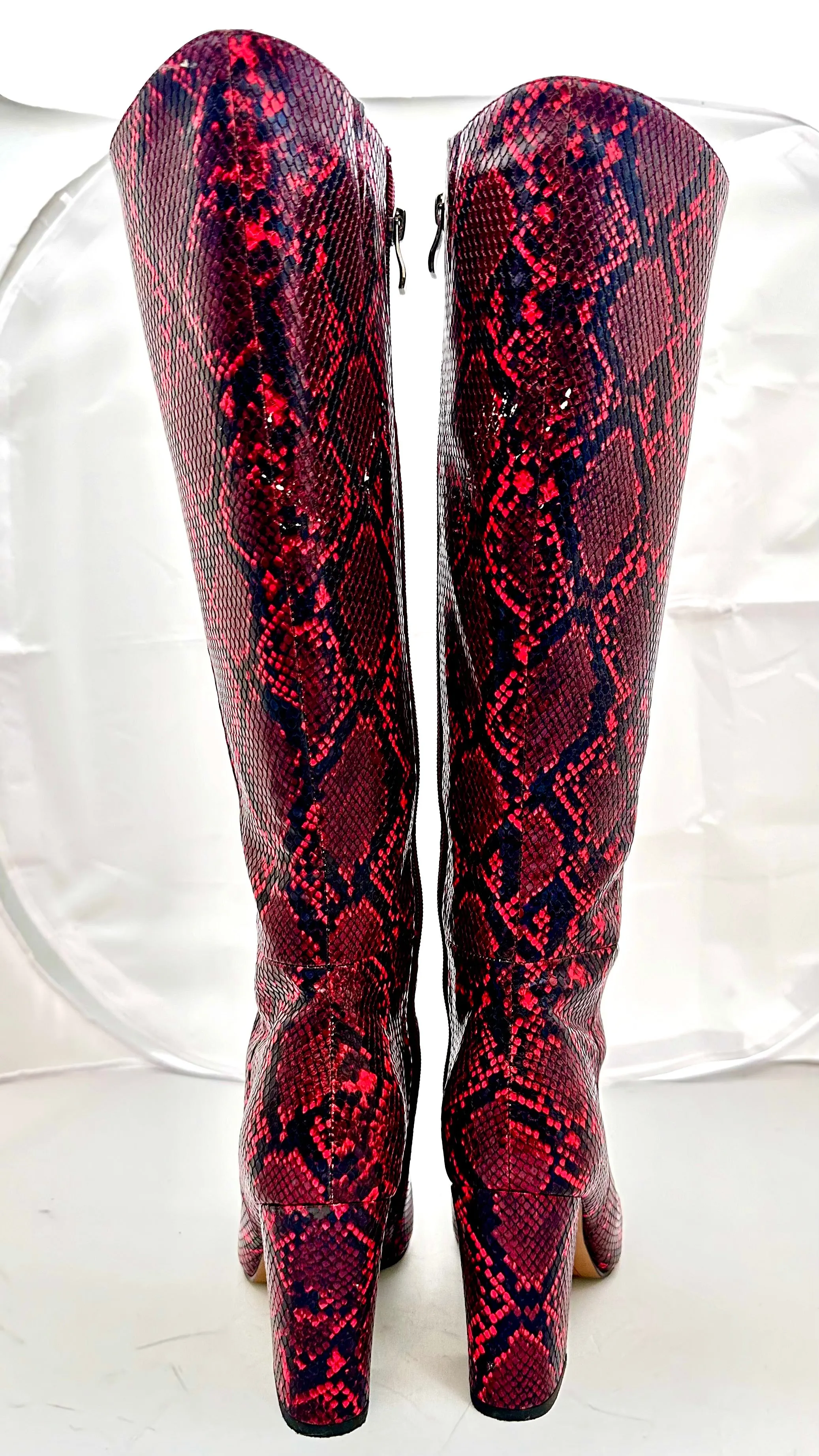 MATIKO WOMENS TALL BOOTS size 40 (pre owned)