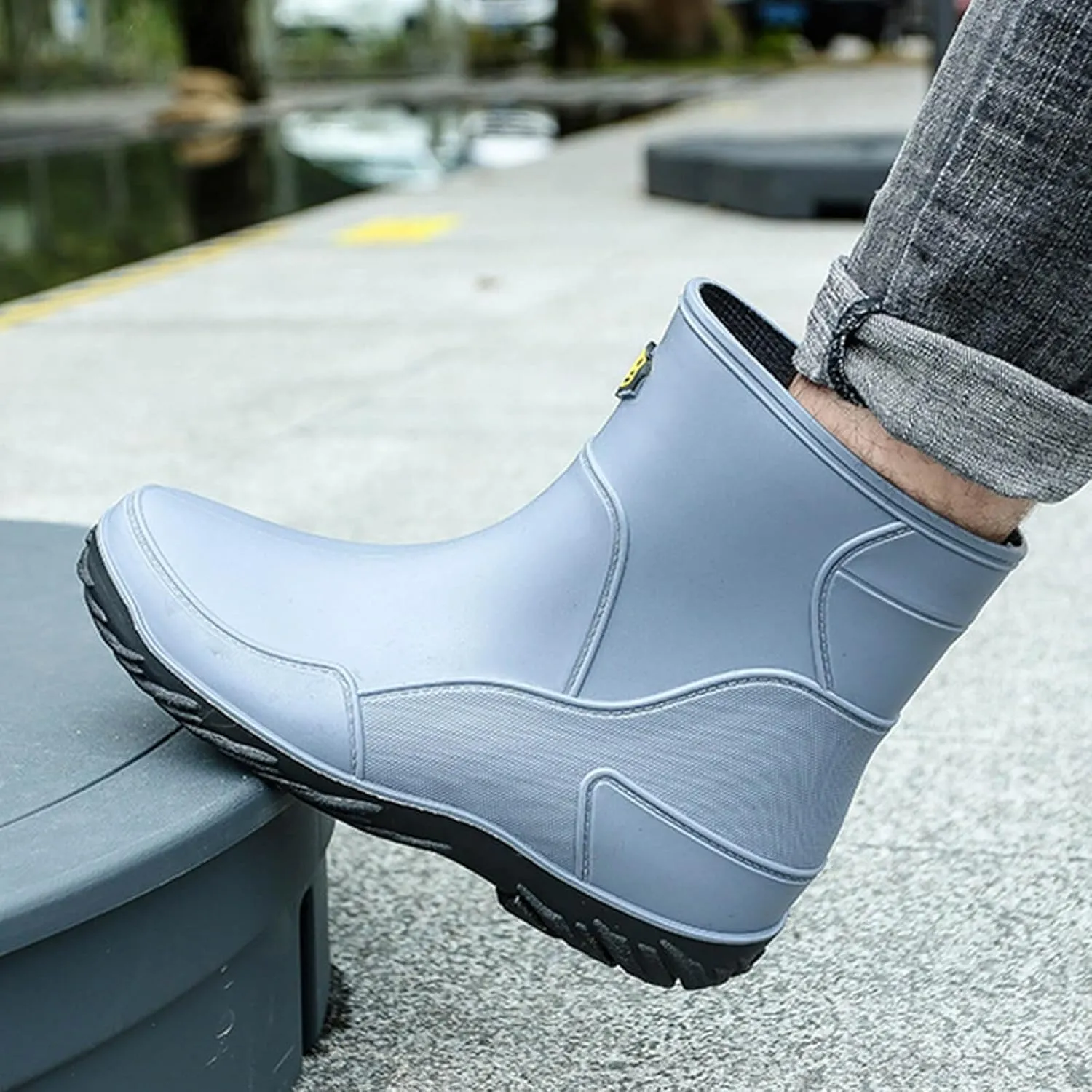 Men's rain boots,mid-calf rubber shoes, fashionable,warmth