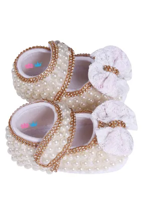 Self Net Bow, White Pearl With Chain Border Shoes