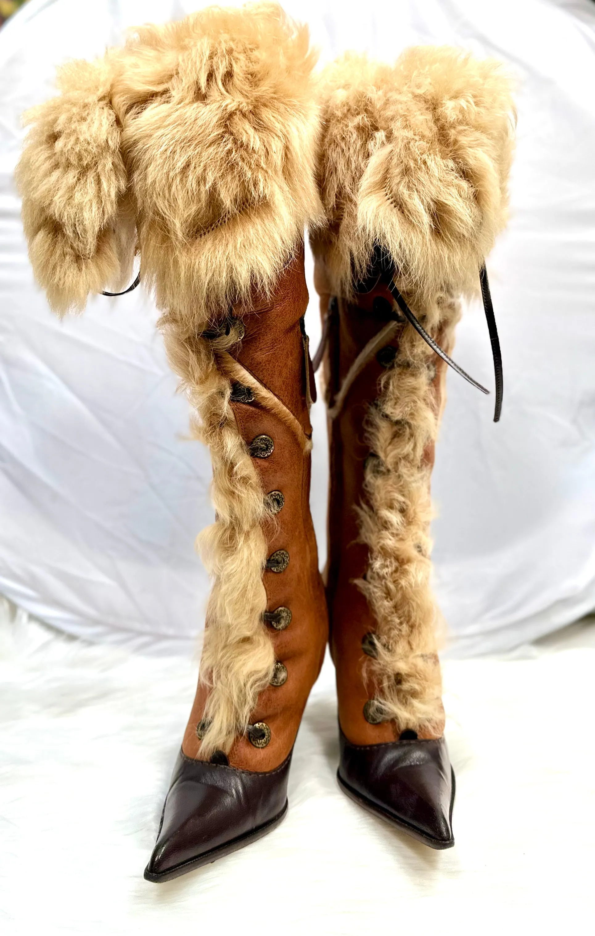 VICINI Suede 20'' Tall Boots size 6.5 (PREOWNED)