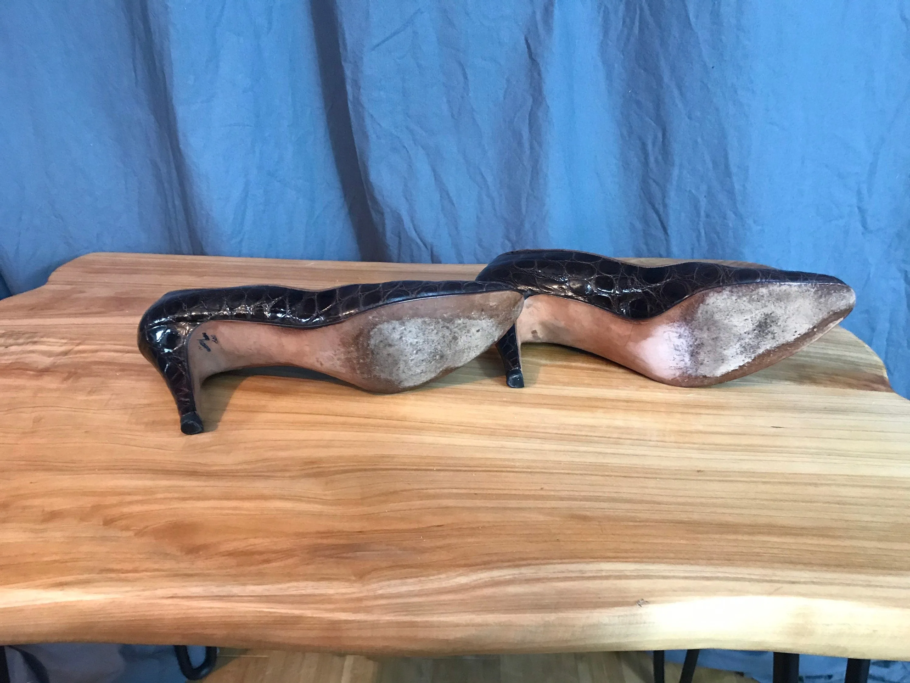 Vintage 1950’s brown reptile snakeskin heels 8.5