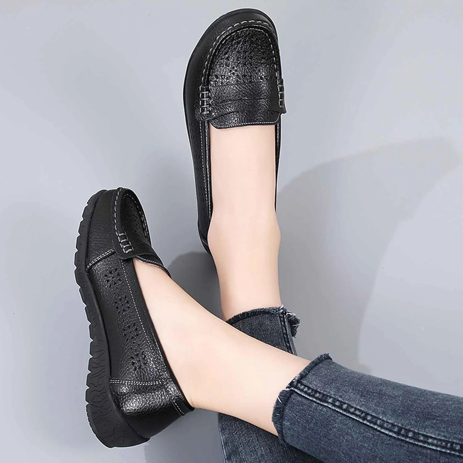 Women's Casual Closed Toe Slip On Loafers Breathable Comfortable Walking Shoes Softsole Arch Support Mules for Daily Wear